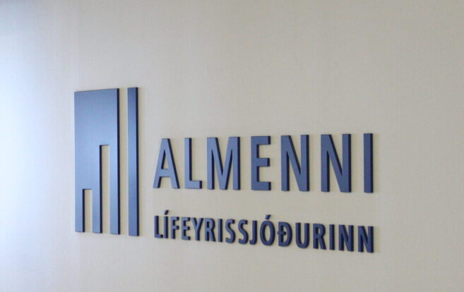 Yfirlit og upplýsingar til sjóðfélaga